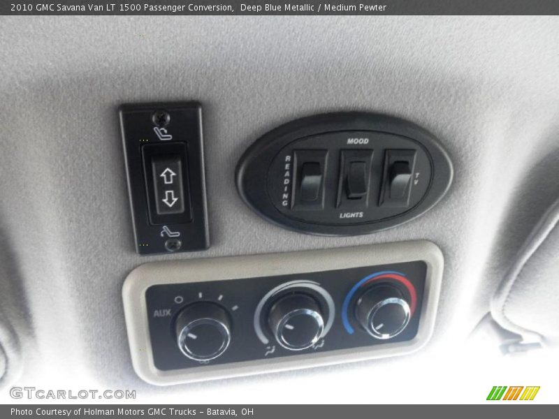 Deep Blue Metallic / Medium Pewter 2010 GMC Savana Van LT 1500 Passenger Conversion