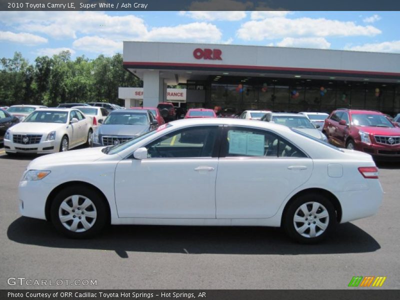 Super White / Ash Gray 2010 Toyota Camry LE