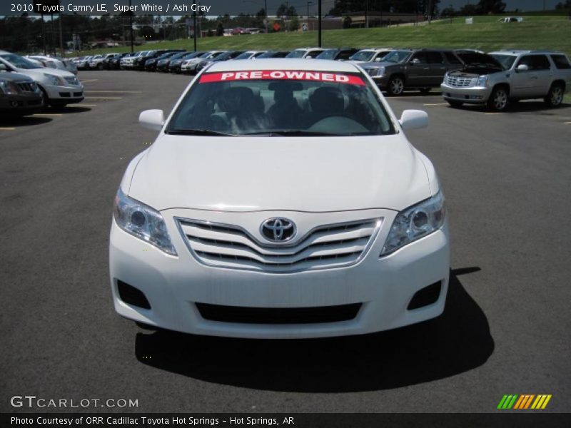 Super White / Ash Gray 2010 Toyota Camry LE