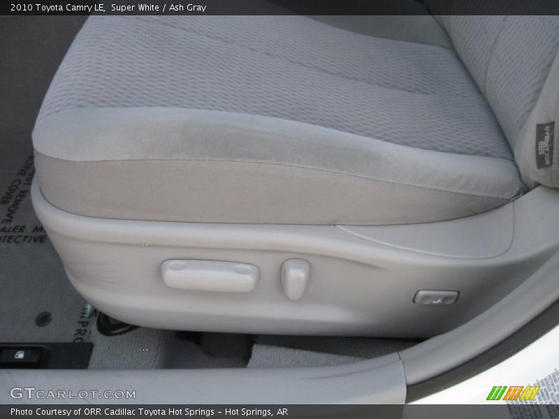 Super White / Ash Gray 2010 Toyota Camry LE