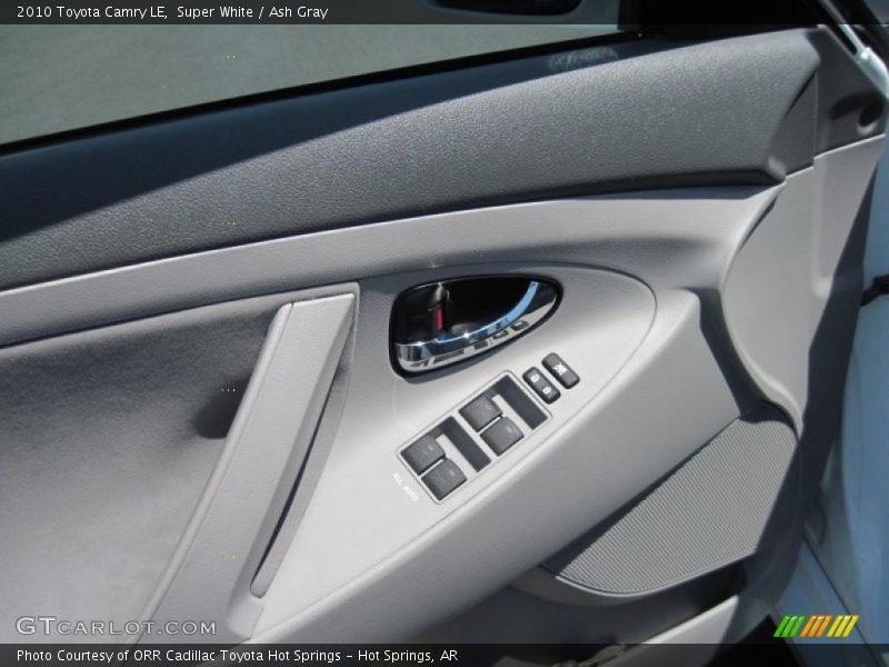 Super White / Ash Gray 2010 Toyota Camry LE