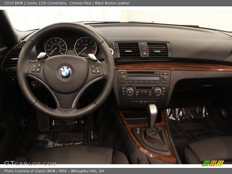 Dashboard of 2010 1 Series 128i Convertible
