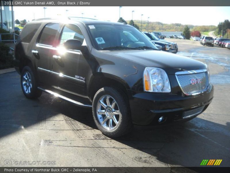 Onyx Black / Ebony 2011 GMC Yukon Denali AWD