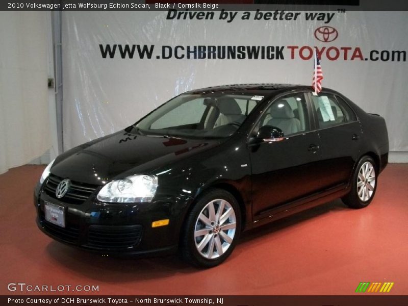 Black / Cornsilk Beige 2010 Volkswagen Jetta Wolfsburg Edition Sedan