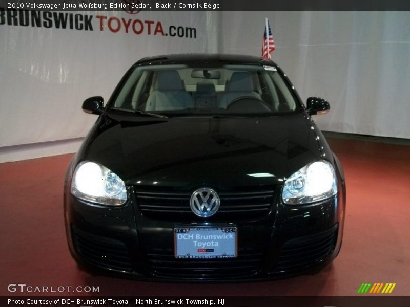 Black / Cornsilk Beige 2010 Volkswagen Jetta Wolfsburg Edition Sedan
