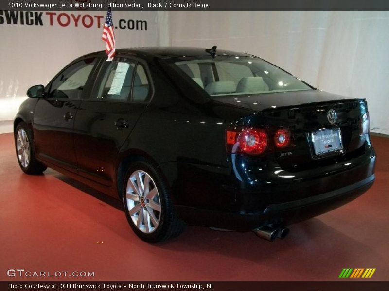 Black / Cornsilk Beige 2010 Volkswagen Jetta Wolfsburg Edition Sedan