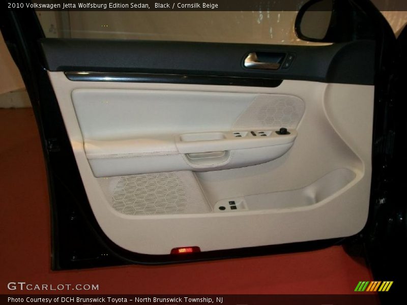Black / Cornsilk Beige 2010 Volkswagen Jetta Wolfsburg Edition Sedan