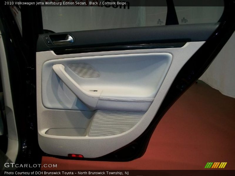 Black / Cornsilk Beige 2010 Volkswagen Jetta Wolfsburg Edition Sedan
