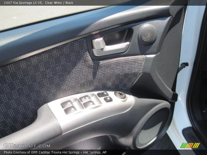 Clear White / Black 2007 Kia Sportage LX V6
