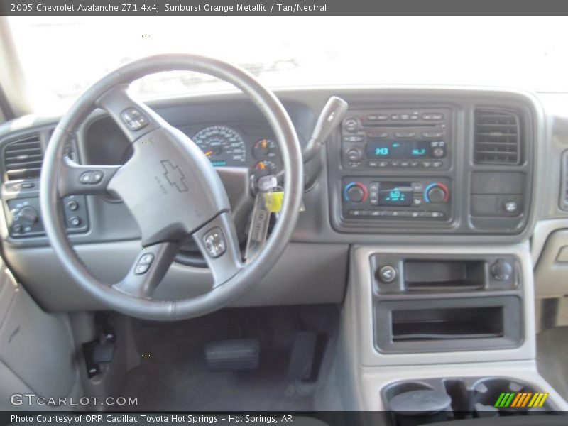 Sunburst Orange Metallic / Tan/Neutral 2005 Chevrolet Avalanche Z71 4x4