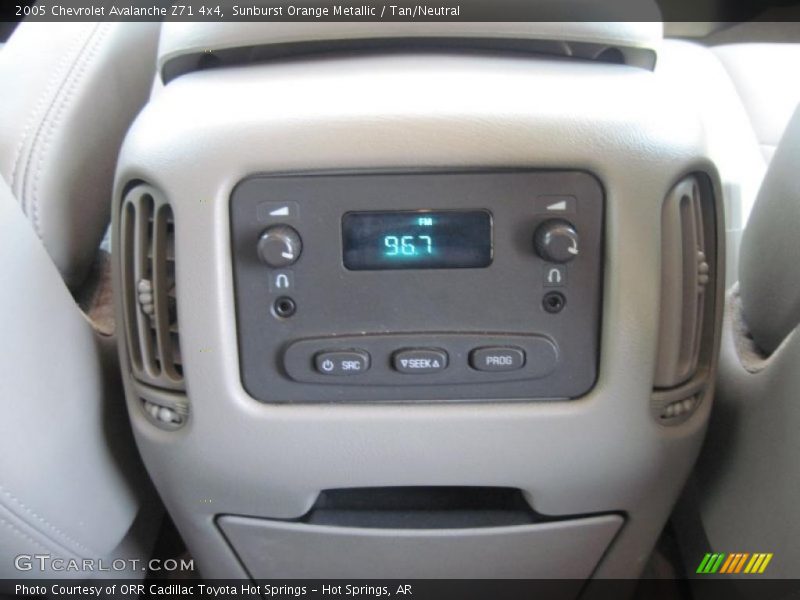 Sunburst Orange Metallic / Tan/Neutral 2005 Chevrolet Avalanche Z71 4x4
