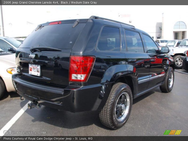 Black / Medium Slate Gray 2006 Jeep Grand Cherokee Laredo 4x4
