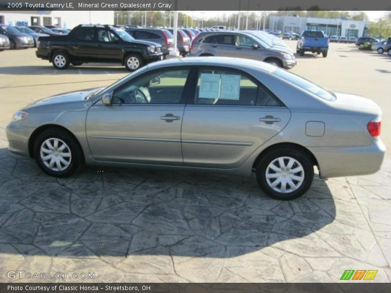 Mineral Green Opalescent / Gray 2005 Toyota Camry LE