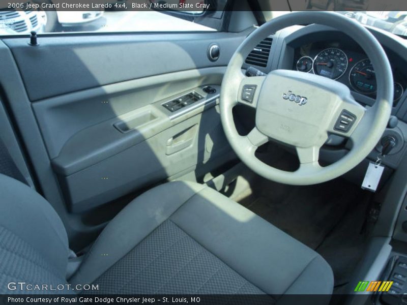 Black / Medium Slate Gray 2006 Jeep Grand Cherokee Laredo 4x4