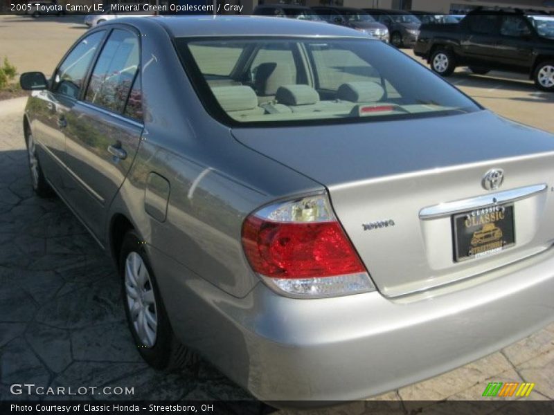 Mineral Green Opalescent / Gray 2005 Toyota Camry LE
