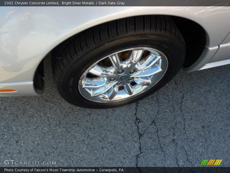 Bright Silver Metallic / Dark Slate Gray 2002 Chrysler Concorde Limited