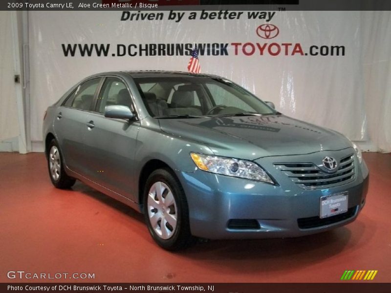 Aloe Green Metallic / Bisque 2009 Toyota Camry LE