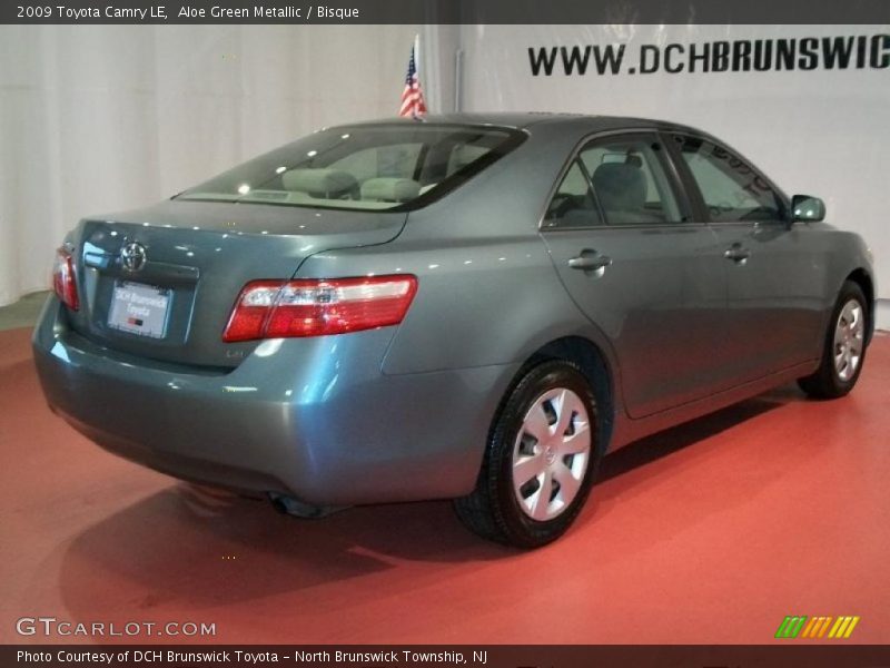 Aloe Green Metallic / Bisque 2009 Toyota Camry LE