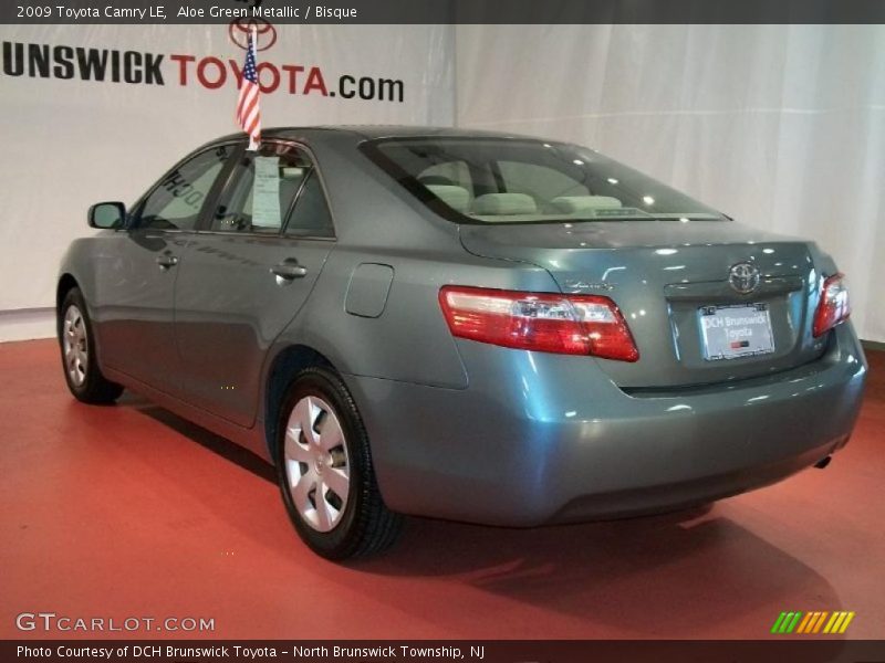 Aloe Green Metallic / Bisque 2009 Toyota Camry LE