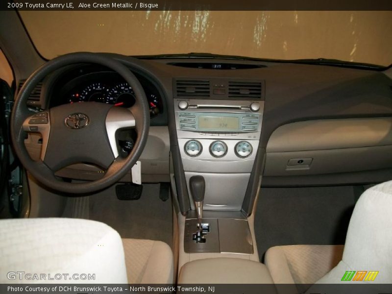 Aloe Green Metallic / Bisque 2009 Toyota Camry LE