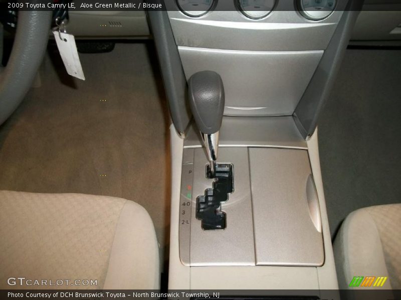 Aloe Green Metallic / Bisque 2009 Toyota Camry LE