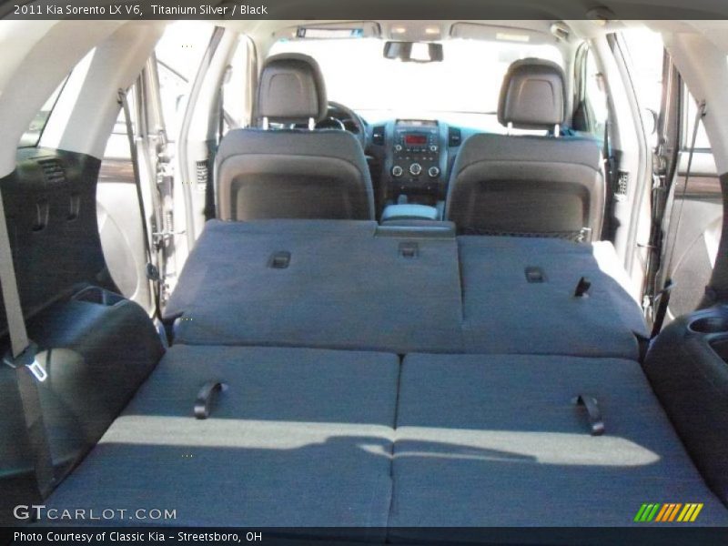 Titanium Silver / Black 2011 Kia Sorento LX V6