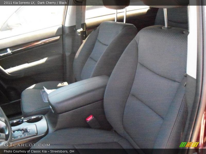 Dark Cherry / Black 2011 Kia Sorento LX