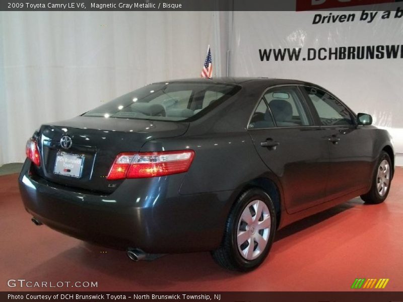 Magnetic Gray Metallic / Bisque 2009 Toyota Camry LE V6