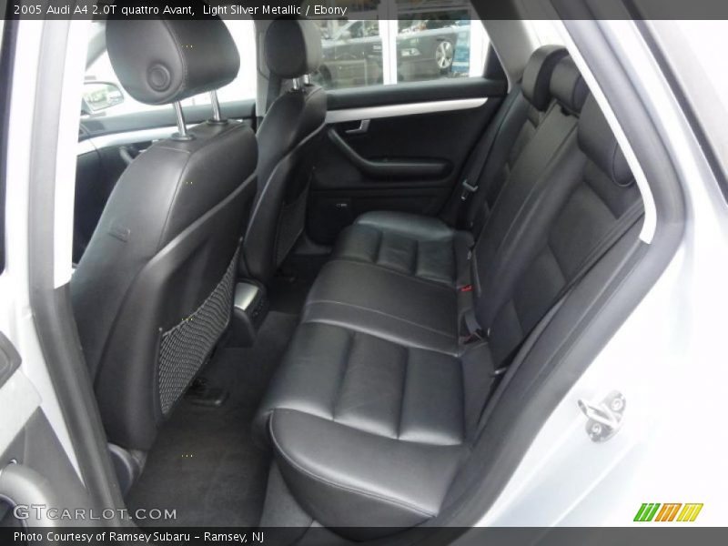  2005 A4 2.0T quattro Avant Ebony Interior