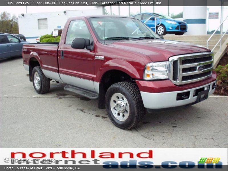 Dark Toreador Red Metallic / Medium Flint 2005 Ford F250 Super Duty XLT Regular Cab 4x4