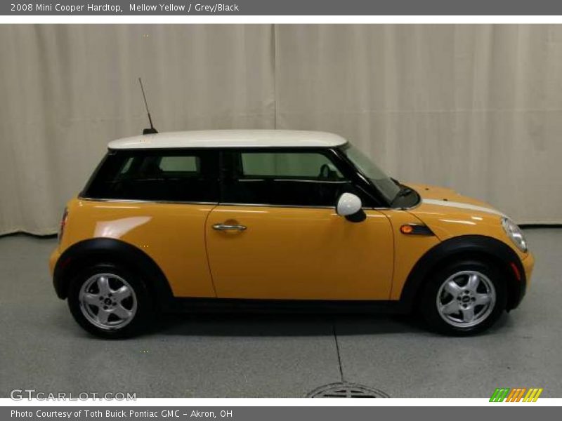 Mellow Yellow / Grey/Black 2008 Mini Cooper Hardtop