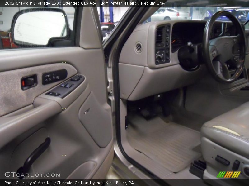 Light Pewter Metallic / Medium Gray 2003 Chevrolet Silverado 1500 Extended Cab 4x4