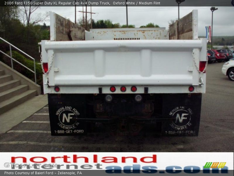 Oxford White / Medium Flint 2006 Ford F350 Super Duty XL Regular Cab 4x4 Dump Truck
