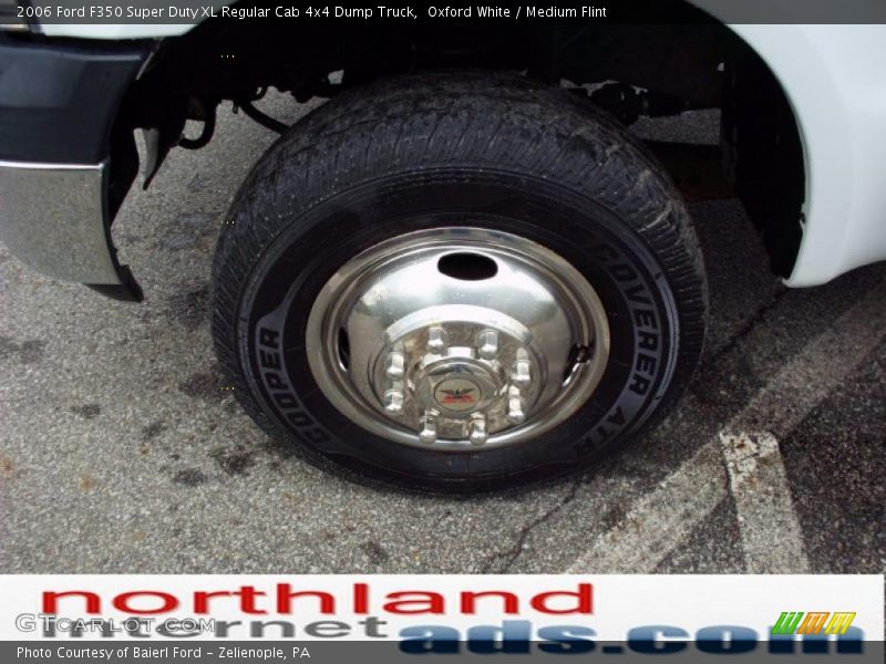 Oxford White / Medium Flint 2006 Ford F350 Super Duty XL Regular Cab 4x4 Dump Truck