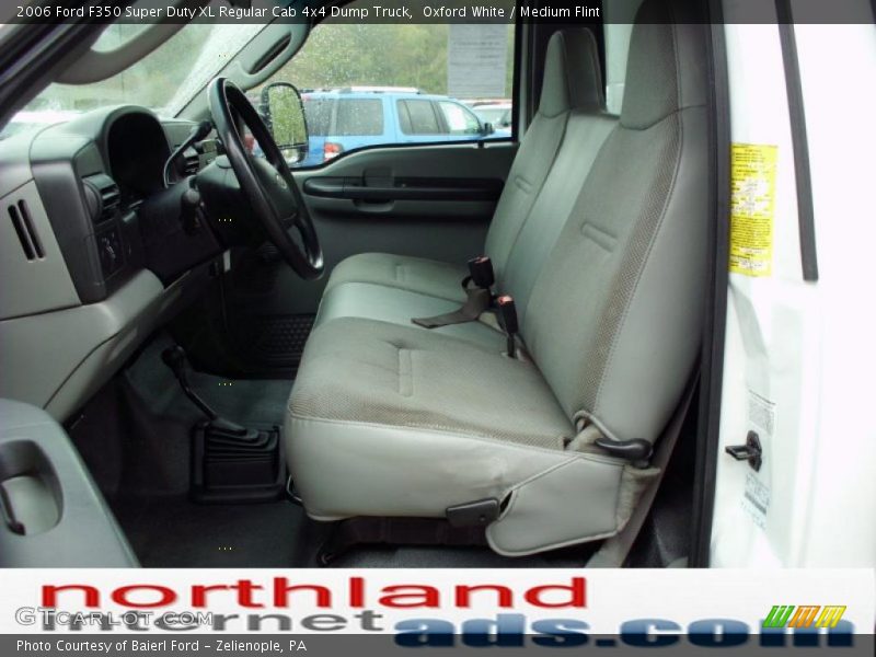 Oxford White / Medium Flint 2006 Ford F350 Super Duty XL Regular Cab 4x4 Dump Truck
