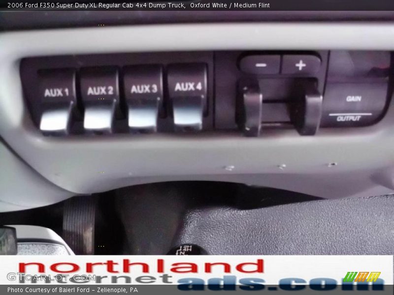 Oxford White / Medium Flint 2006 Ford F350 Super Duty XL Regular Cab 4x4 Dump Truck