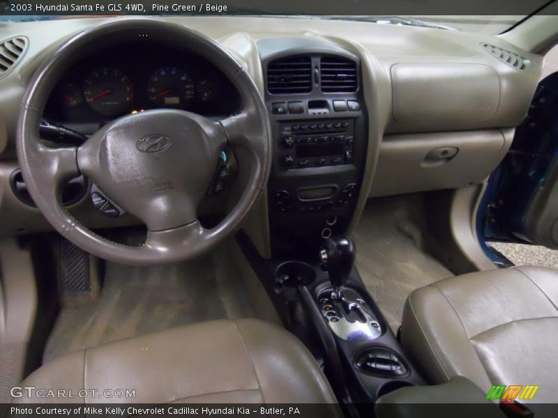Dashboard of 2003 Santa Fe GLS 4WD