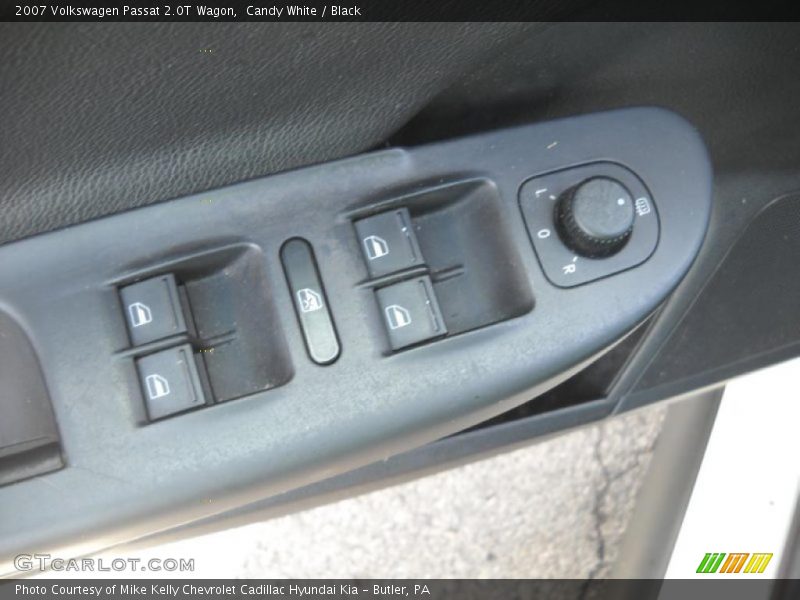 Candy White / Black 2007 Volkswagen Passat 2.0T Wagon