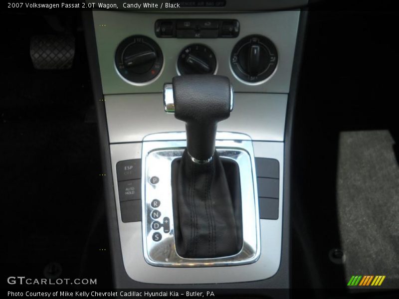 Candy White / Black 2007 Volkswagen Passat 2.0T Wagon