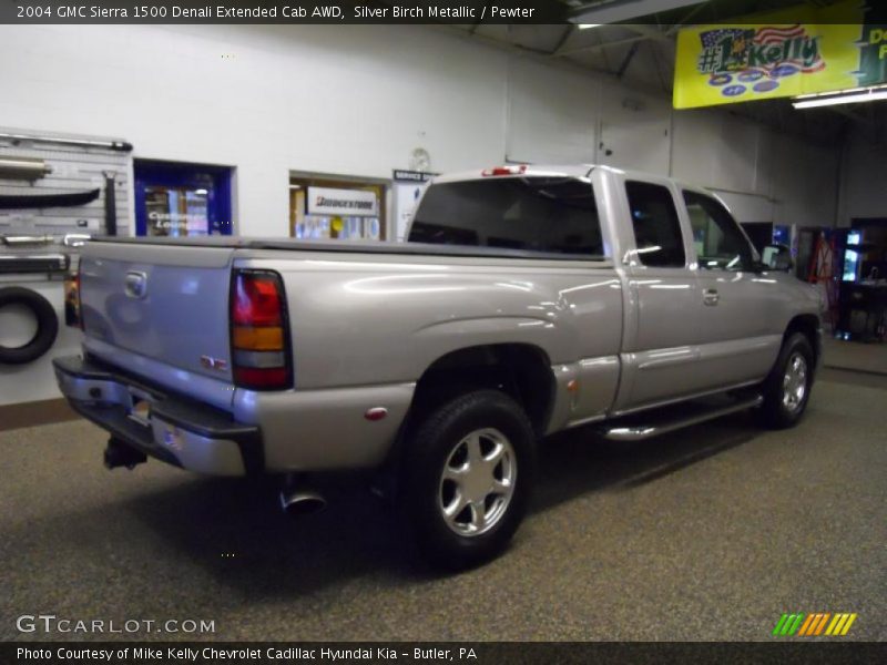 Silver Birch Metallic / Pewter 2004 GMC Sierra 1500 Denali Extended Cab AWD