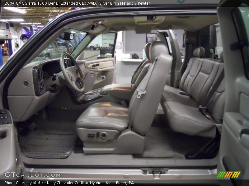  2004 Sierra 1500 Denali Extended Cab AWD Pewter Interior