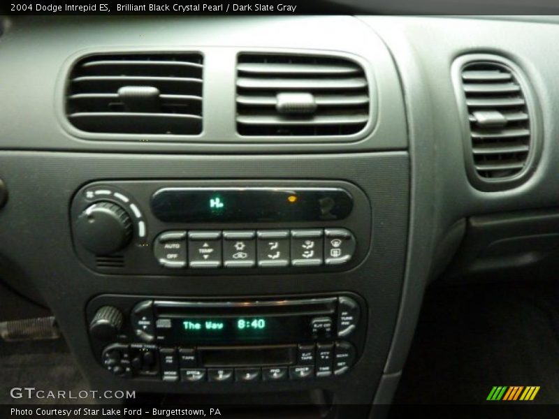 Brilliant Black Crystal Pearl / Dark Slate Gray 2004 Dodge Intrepid ES
