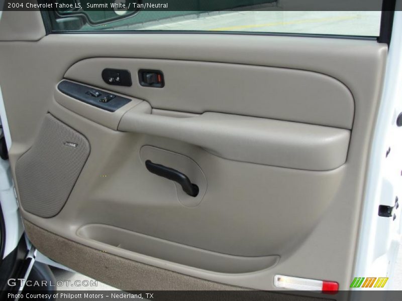 Summit White / Tan/Neutral 2004 Chevrolet Tahoe LS