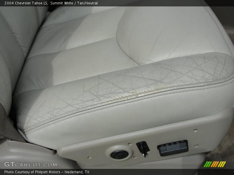 Summit White / Tan/Neutral 2004 Chevrolet Tahoe LS