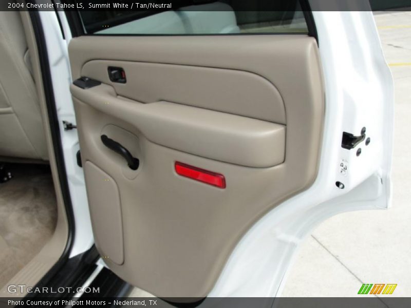 Summit White / Tan/Neutral 2004 Chevrolet Tahoe LS