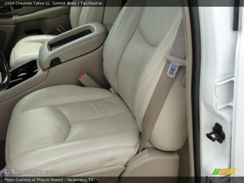 Summit White / Tan/Neutral 2004 Chevrolet Tahoe LS