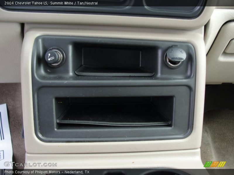 Summit White / Tan/Neutral 2004 Chevrolet Tahoe LS