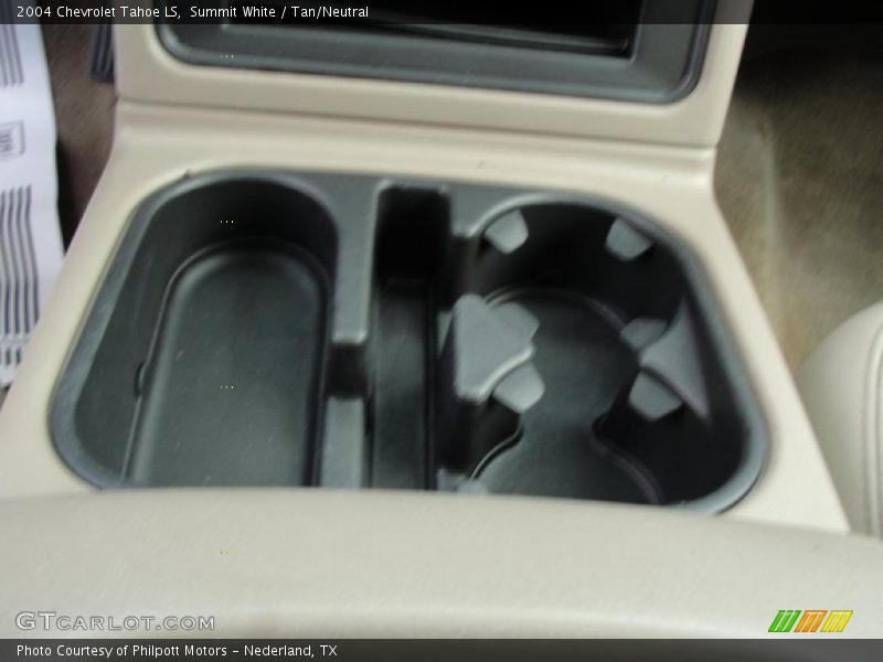 Summit White / Tan/Neutral 2004 Chevrolet Tahoe LS