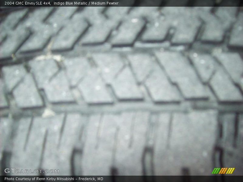 Indigo Blue Metallic / Medium Pewter 2004 GMC Envoy SLE 4x4