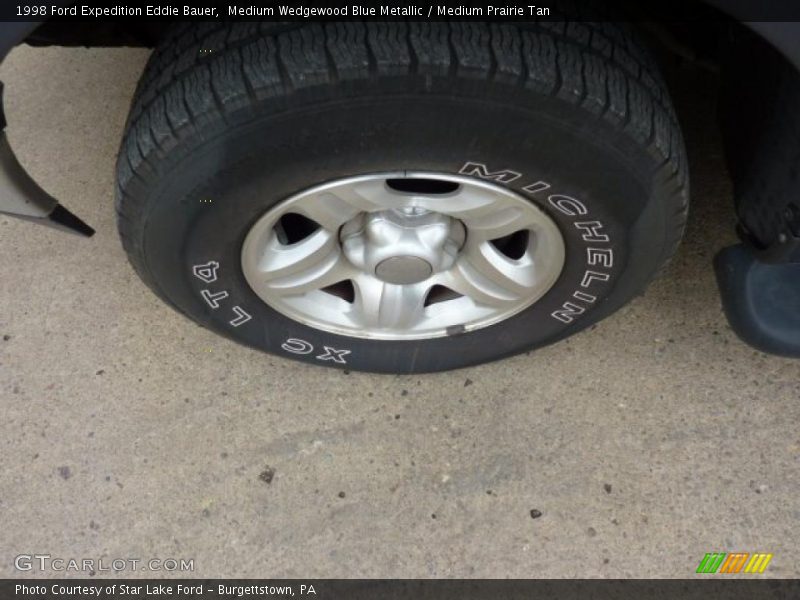 Medium Wedgewood Blue Metallic / Medium Prairie Tan 1998 Ford Expedition Eddie Bauer